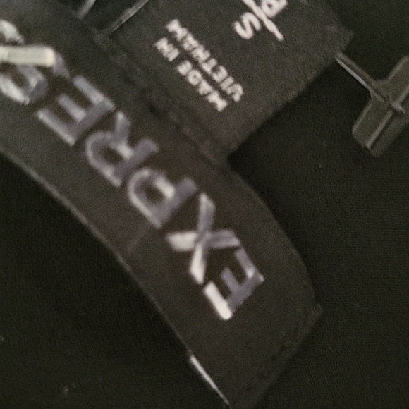 NEW! EXPRESS Black Sequin Spaghetti Strap V-neck Tank Top Small. - Picture 9 of 9